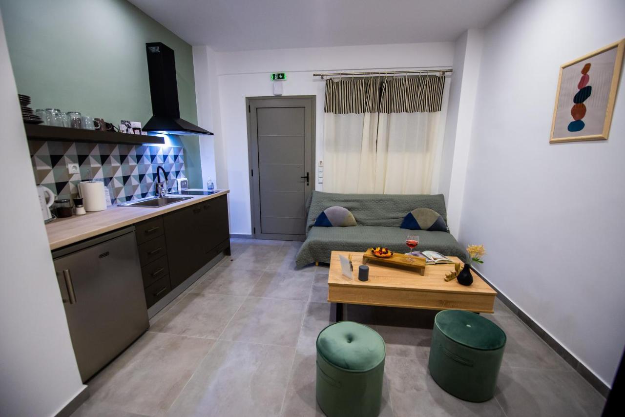 Indigo Apartment 1 Kalamata Exteriör bild